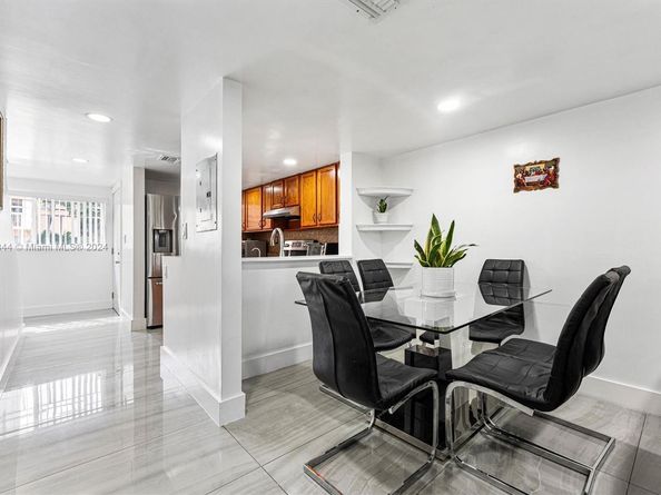 2650 NW 28th St 9089, Miami FL 33142