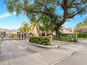 2650 NW 28th St 9089, Miami FL 33142