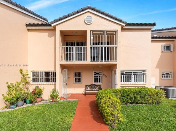 2650 NW 28th St 9089, Miami FL 33142