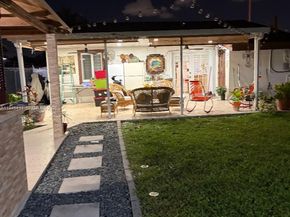 815 E 32nd St, Hialeah FL 33013