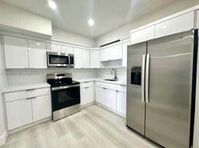 360 NW 199th St, Miami Gardens FL 33169