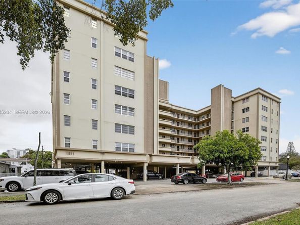 1811 Jefferson St 808, Hollywood FL 33020