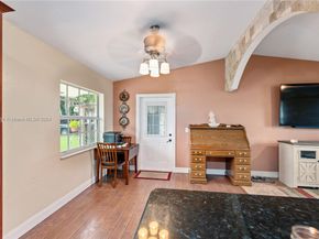 1442 NW 20th St, Homestead FL 33030
