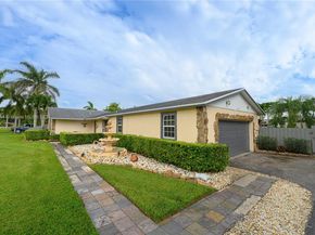 1442 NW 20th St, Homestead FL 33030