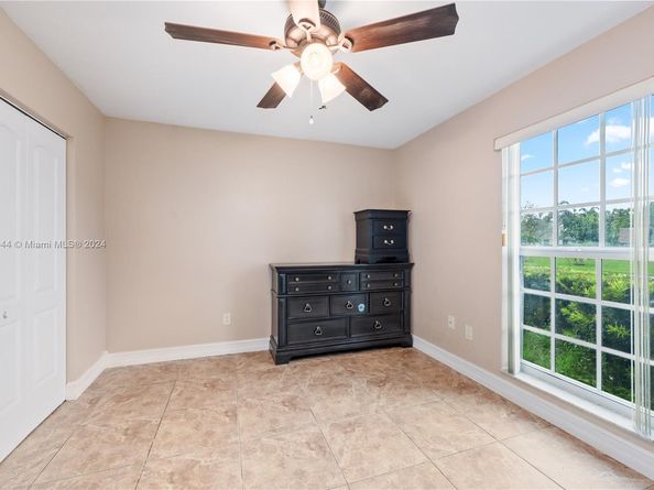 1442 NW 20th St, Homestead FL 33030