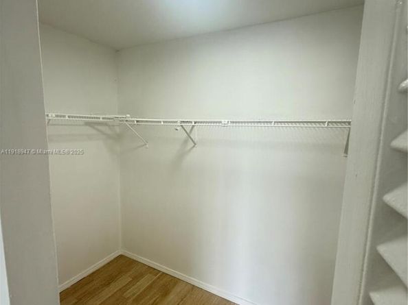 1000 Parkview Dr 701, Hallandale Beach FL 33009