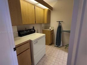 2811 Village Blvd 404, West Palm Beach FL 33409