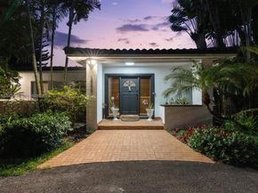 5000 Riviera Dr, Coral Gables FL 33146