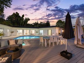 5000 Riviera Dr, Coral Gables FL 33146