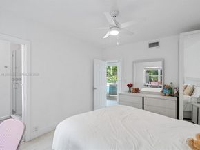 5000 Riviera Dr, Coral Gables FL 33146