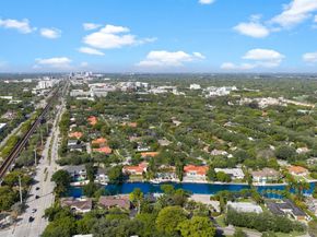 5000 Riviera Dr, Coral Gables FL 33146