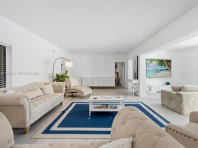 5000 Riviera Dr, Coral Gables FL 33146