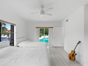 5000 Riviera Dr, Coral Gables FL 33146