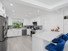 5000 Riviera Dr, Coral Gables FL 33146