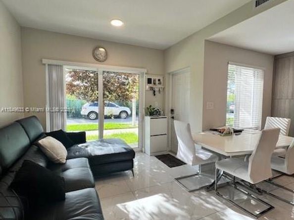 25743 SW 144th Ave, Homestead FL 33032