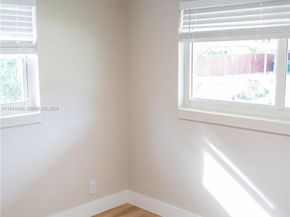 700 NW 18th St, Fort Lauderdale FL 33311