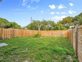 700 NW 18th St, Fort Lauderdale FL 33311