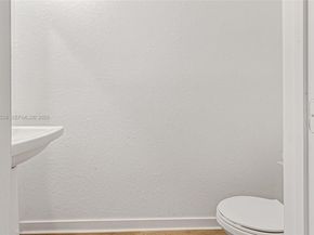 476 NE 5th St, Florida City FL 33034