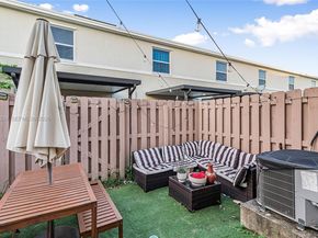 476 NE 5th St, Florida City FL 33034