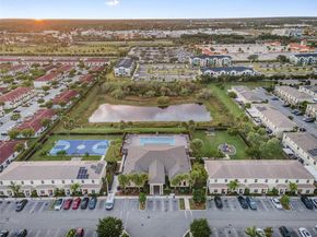 476 NE 5th St, Florida City FL 33034