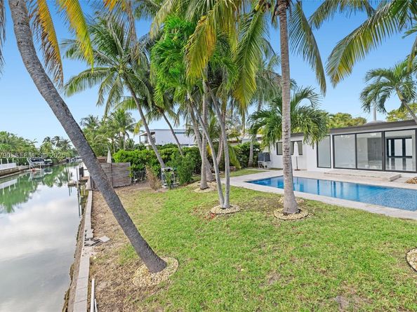 1200 Cleveland Rd, Miami Beach FL 33141