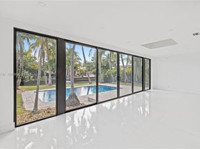 1200 Cleveland Rd, Miami Beach FL 33141