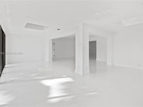 1200 Cleveland Rd, Miami Beach FL 33141