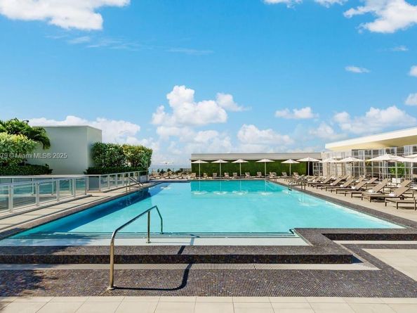 777 N Ocean Dr N222, Hollywood FL 33019