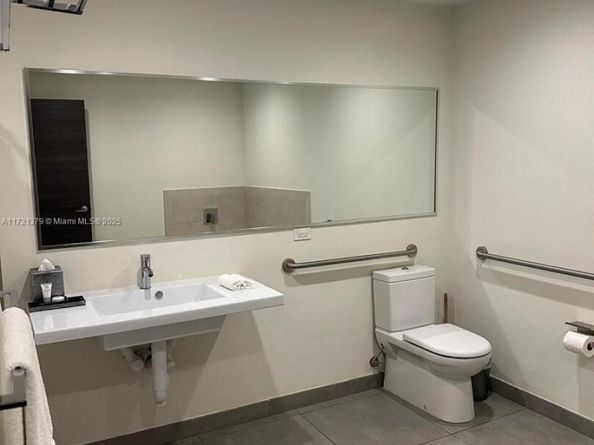 777 N Ocean Dr N222, Hollywood FL 33019