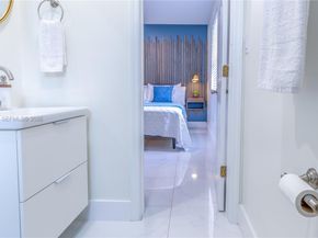 1762 NW 15th St, Miami FL 33125