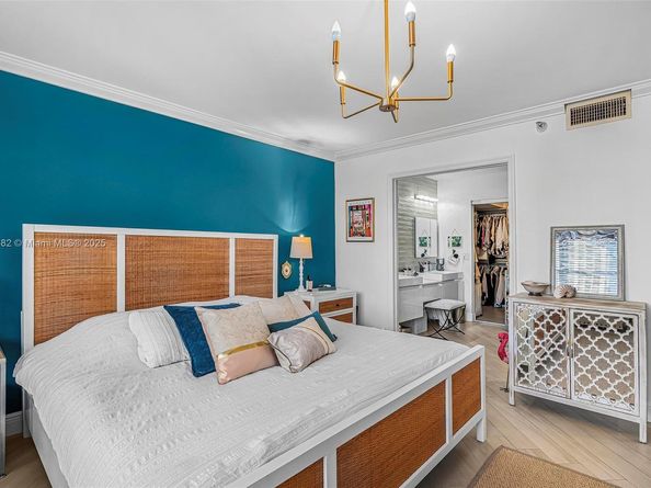 3500 Mystic Pointe Dr 604, Aventura FL 33180