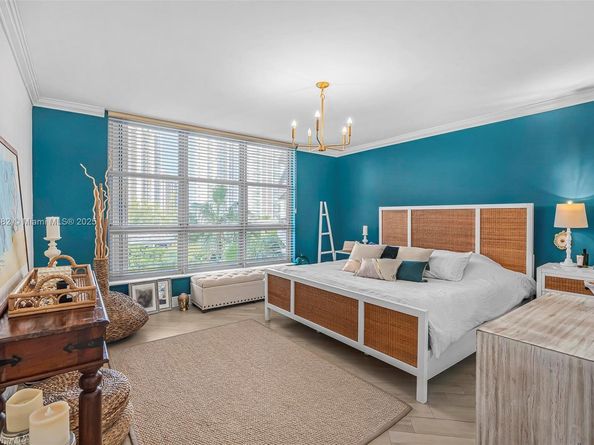 3500 Mystic Pointe Dr 604, Aventura FL 33180