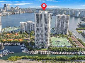 3500 Mystic Pointe Dr 604, Aventura FL 33180
