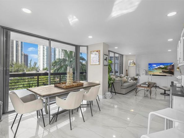 3500 Mystic Pointe Dr 604, Aventura FL 33180