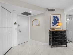 3500 Mystic Pointe Dr 604, Aventura FL 33180