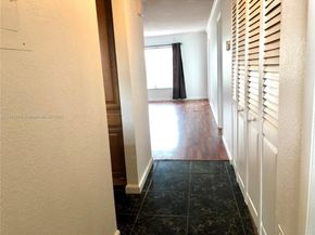 8121 SW 24th Ct 304, Davie FL 33324