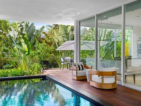 810 W 47th Ct - The Ritz Carlton Miami Beach, Miami Beach FL 33140