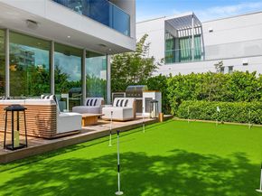 810 W 47th Ct - The Ritz Carlton Miami Beach, Miami Beach FL 33140