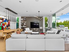 810 W 47th Ct - The Ritz Carlton Miami Beach, Miami Beach FL 33140