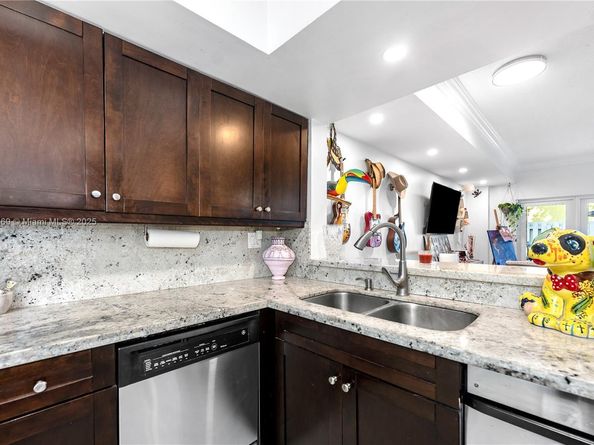 9985 SW 118th Pl, Miami FL 33186