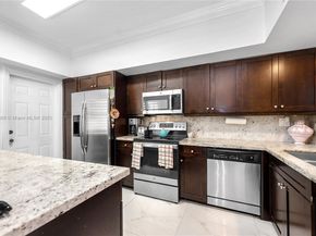 9985 SW 118th Pl, Miami FL 33186