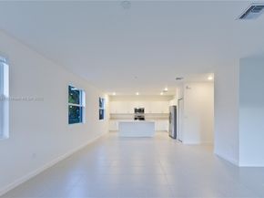 13203 SW 188th Ter, Miami FL 33177