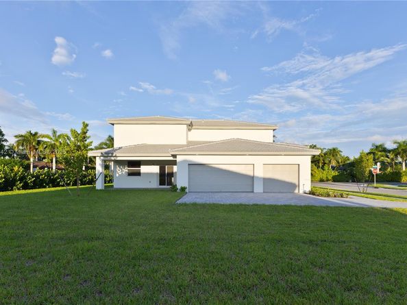 13203 SW 188th Ter, Miami FL 33177