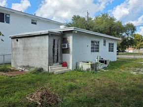 2740 NW 44th St, Miami FL 33142