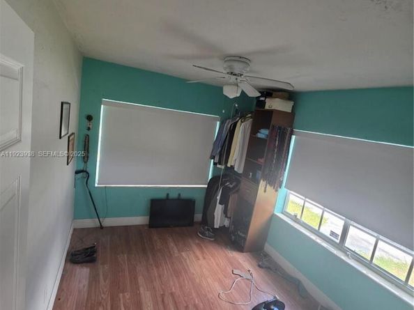 2740 NW 44th St, Miami FL 33142