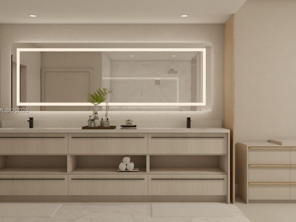 3131 NE 7th Ave 2805, Miami FL 33137