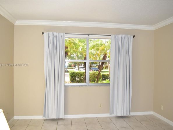 7598 NW 86th Ter 103, Tamarac FL 33321