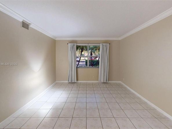 7598 NW 86th Ter 103, Tamarac FL 33321