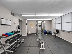 936 Intracoastal Dr 15H, Fort Lauderdale FL 33304