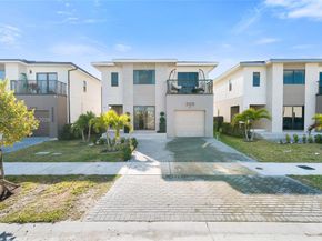 209 NW 13th Pl, Florida City FL 33034